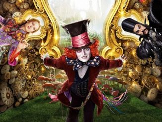 Alice Through The Looking Glass (2016) 720p BluRay Dual Audio [Hindi -Eng] x264 1.1GB